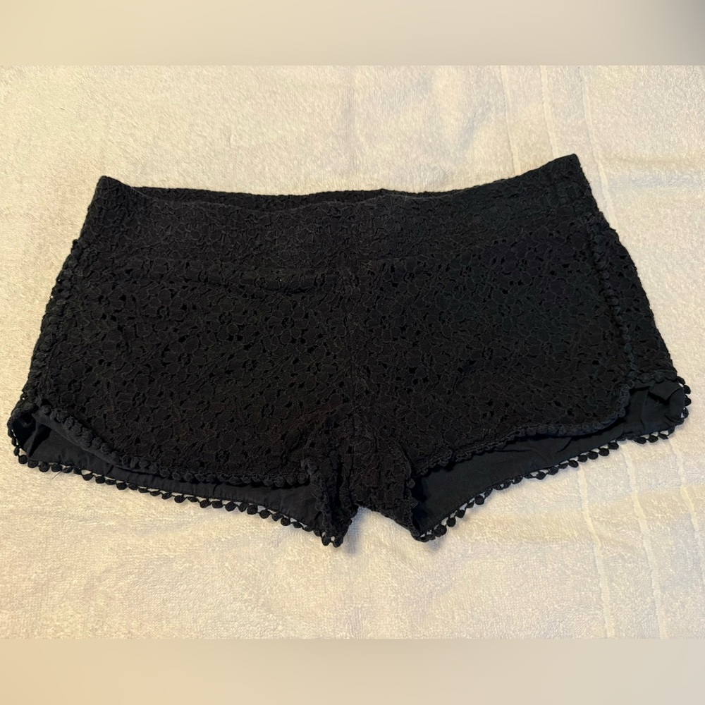 Tinseltown Demin Couture Black Lace Shorts (S)